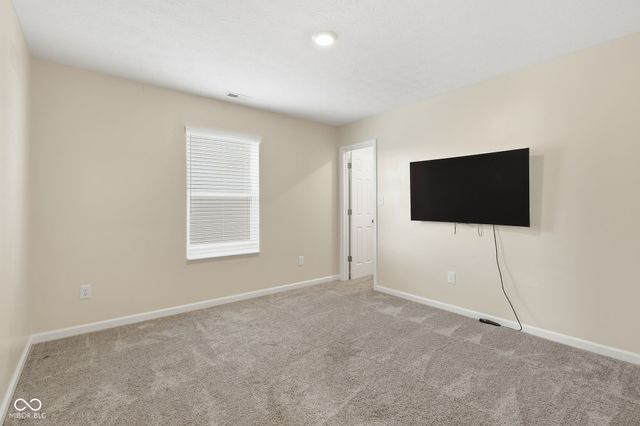 1450 Silver Pine Lane, Sheridan, IN 46069