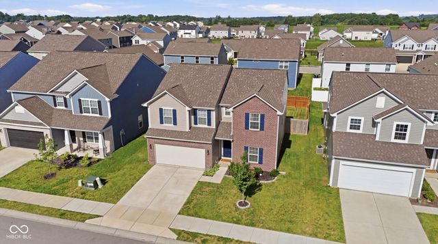 1450 Silver Pine Lane, Sheridan, IN 46069