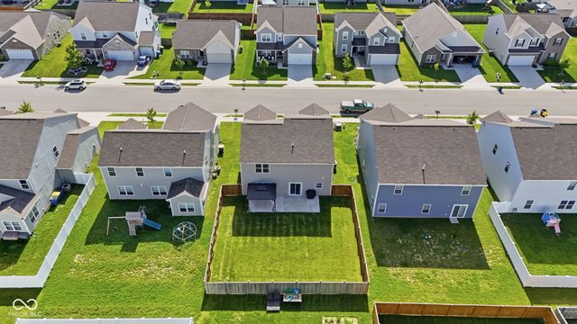 1450 Silver Pine Lane, Sheridan, IN 46069