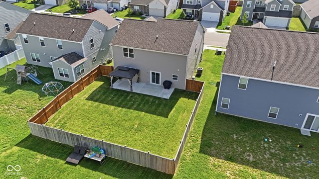 1450 Silver Pine Lane, Sheridan, IN 46069