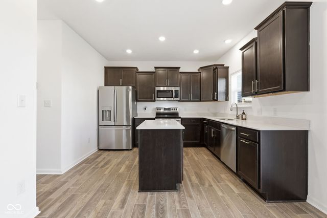 1450 Silver Pine Lane, Sheridan, IN 46069