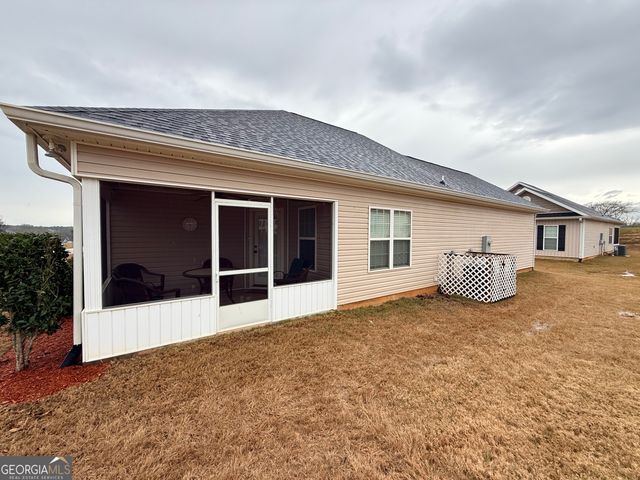 2402 Quail Ridge Lane, Perry, GA 31069