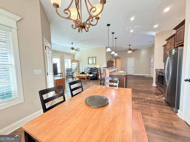 2402 Quail Ridge Lane, Perry, GA 31069