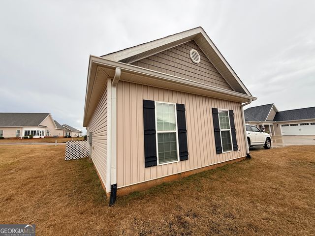 2402 Quail Ridge Lane, Perry, GA 31069