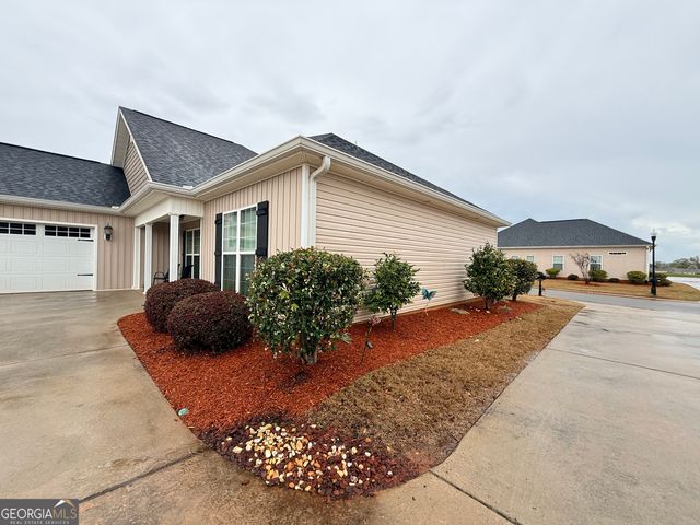2402 Quail Ridge Lane, Perry, GA 31069