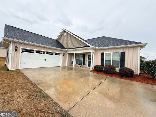 2402 Quail Ridge Lane, Perry, GA 31069