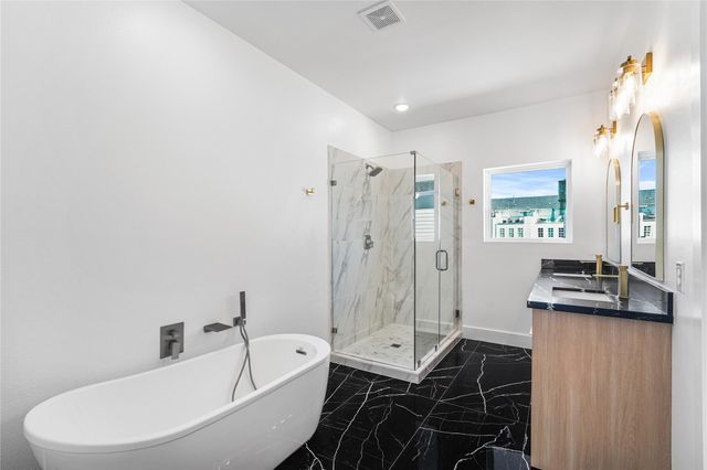 3405 Baer Street, Houston, TX 77020