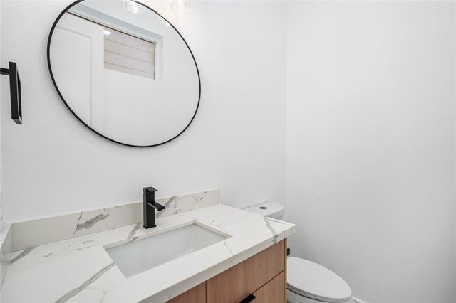 3405 Baer Street, Houston, TX 77020