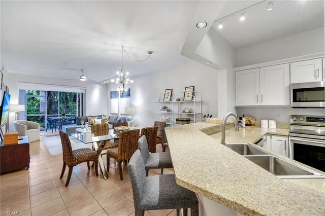 859 Tanbark DR 101, Naples, FL 34108
