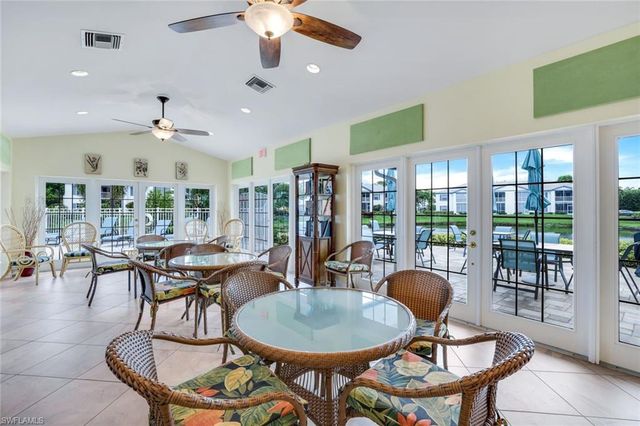 859 Tanbark DR 101, Naples, FL 34108