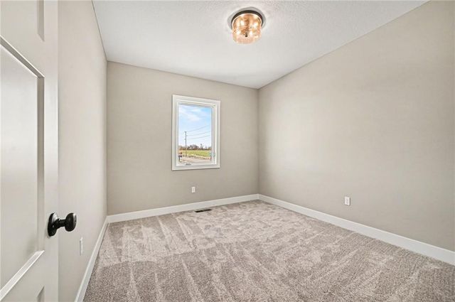 466 Green Drive, Lawson, MO 64062