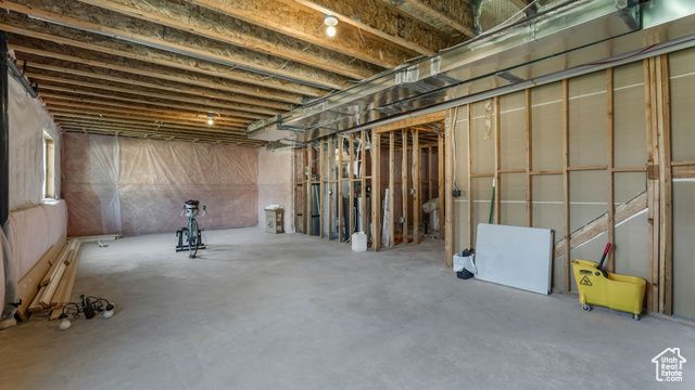 6129 W COULEE LN, West Jordan, UT 84081