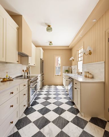 2102 ALBEMARLE Terrace, New York City, NY 11226