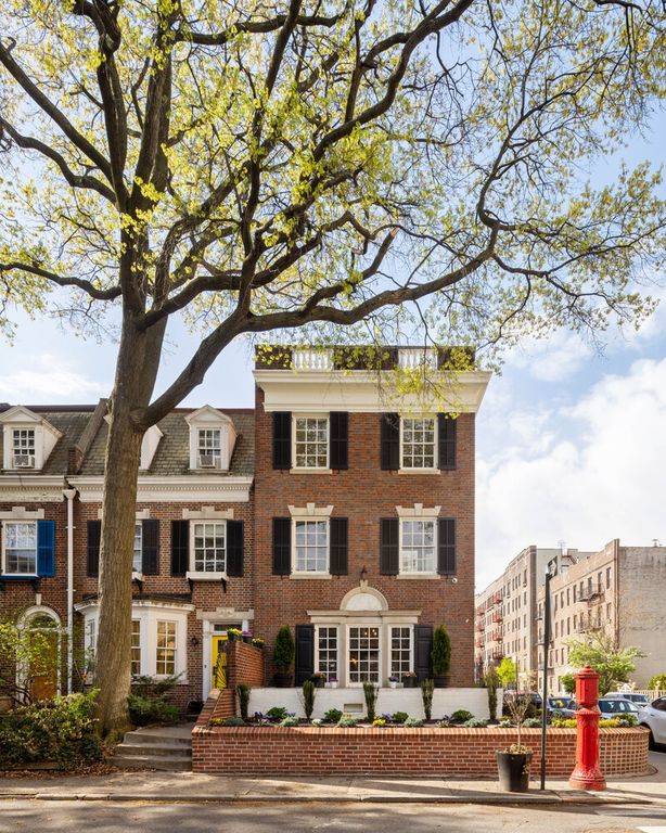 2102 ALBEMARLE Terrace, New York City, NY 11226