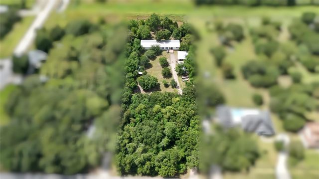 9927 Jay Road, Hitchcock, TX 77563