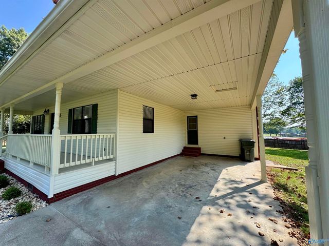 16374 Oakdale Road, Athens, AL 35613