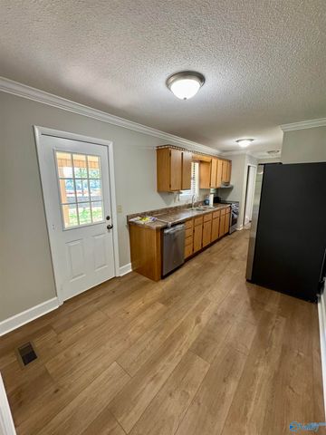 16374 Oakdale Road, Athens, AL 35613