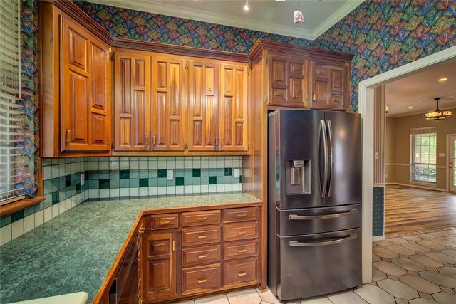 900 River Oaks Drive, Greenville, TX 75402
