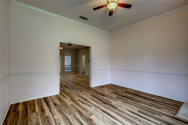 900 River Oaks Drive, Greenville, TX 75402