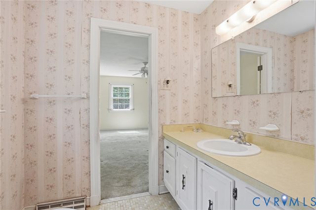 4101 New Kent Hwy, Quinton, VA 23141