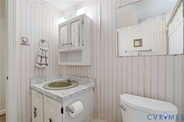 4101 New Kent Hwy, Quinton, VA 23141