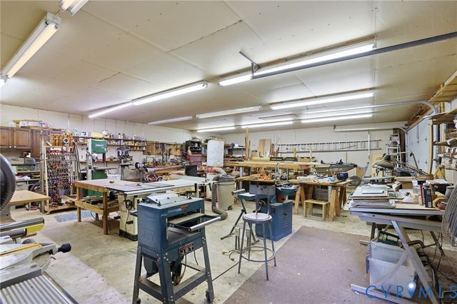 4101 New Kent Hwy, Quinton, VA 23141