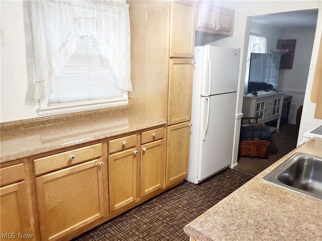 2874 Grant Street, Lorain, OH 44052