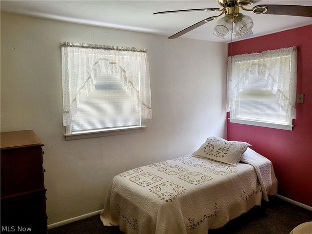 2874 Grant Street, Lorain, OH 44052