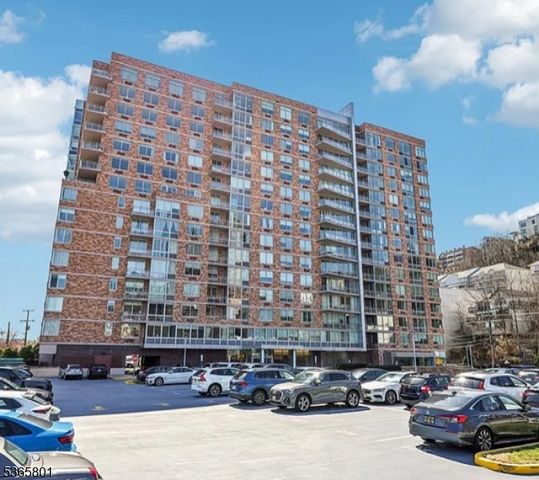1611 Hudson Park 1611, Edgewater Boro, NJ 07020