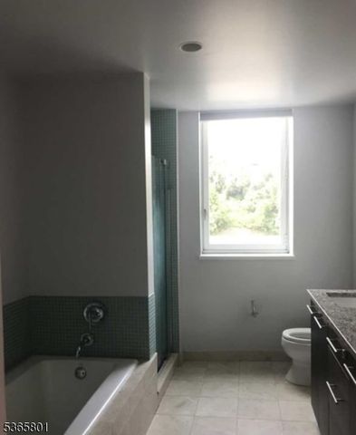 1611 Hudson Park 1611, Edgewater Boro, NJ 07020