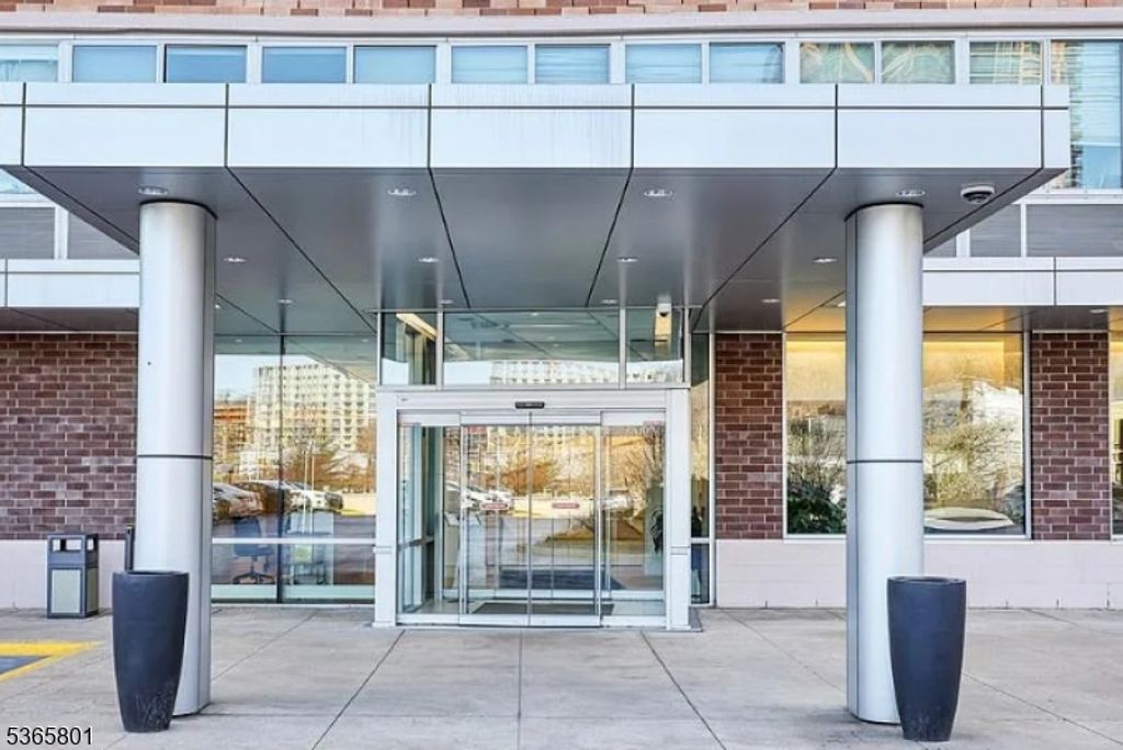 1611 Hudson Park 1611, Edgewater Boro, NJ 07020 — photo 3