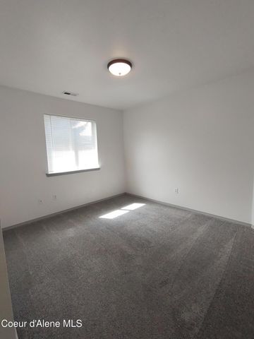 13747 N NATALIE ST 1&2, Rathdrum, ID 83858