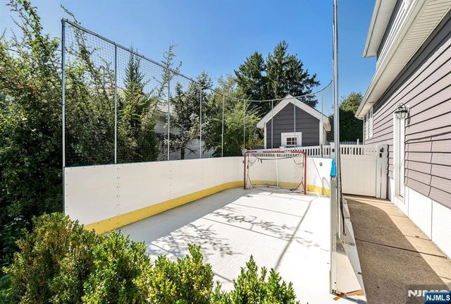 26 Rabkin Drive, Clifton, NJ 07013