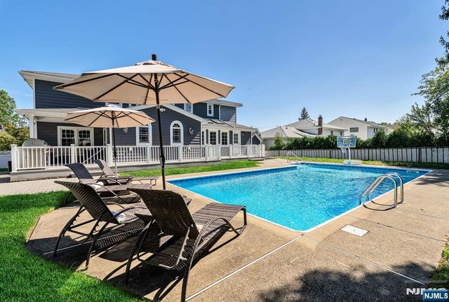26 Rabkin Drive, Clifton, NJ 07013