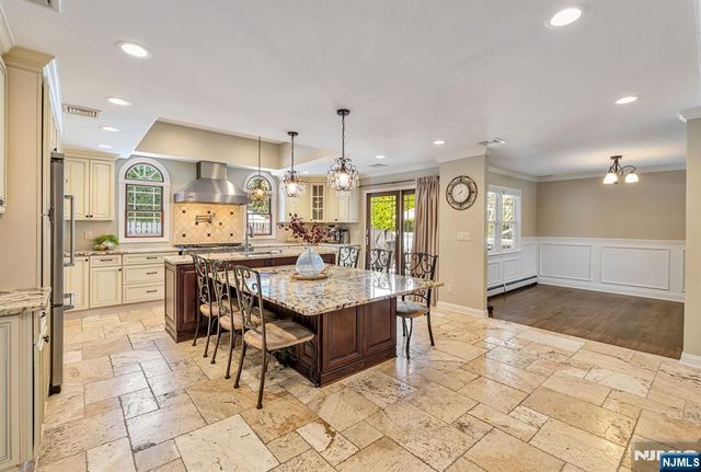 26 Rabkin Drive, Clifton, NJ 07013