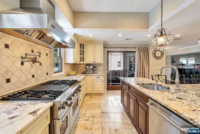26 Rabkin Drive, Clifton, NJ 07013
