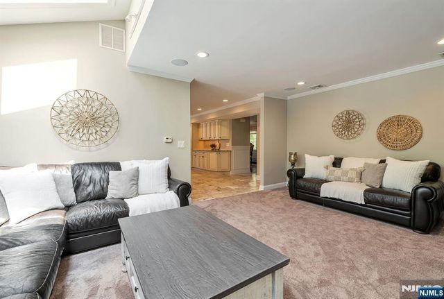 26 Rabkin Drive, Clifton, NJ 07013