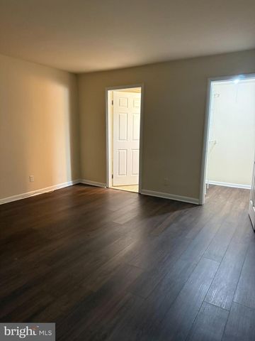 171-1 ECHELON RD, Voorhees, NJ 08043