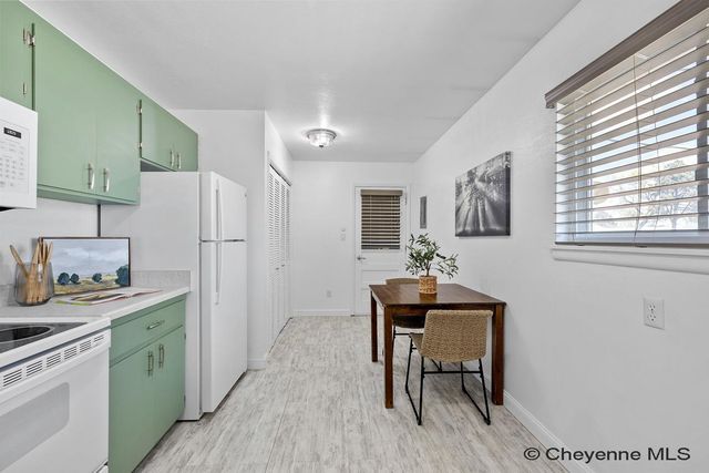 805 STEVENS DR, Cheyenne, WY 82001