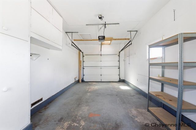 805 STEVENS DR, Cheyenne, WY 82001