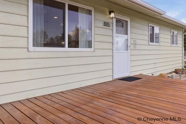 805 STEVENS DR, Cheyenne, WY 82001
