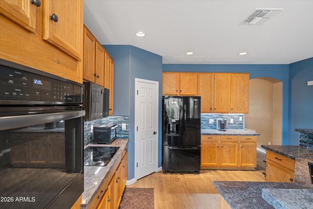 26131 N 67TH Drive, Peoria, AZ 85383