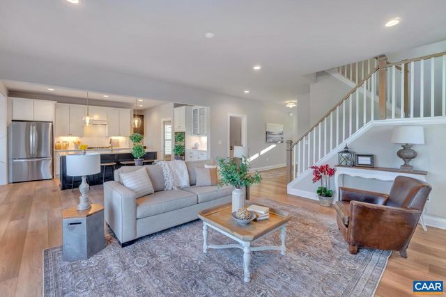 114 RIPARIAN CT, Charlottesville, VA 22911