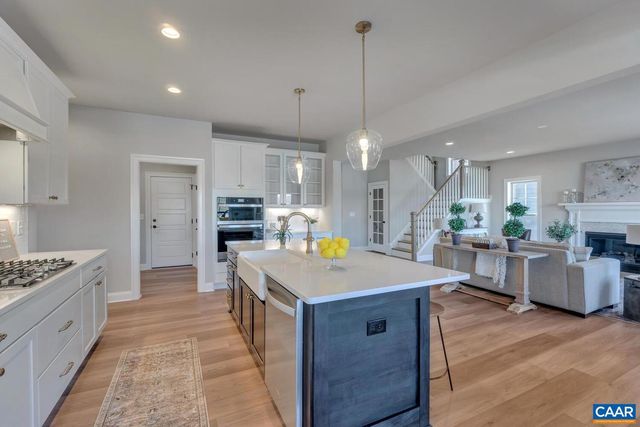 114 RIPARIAN CT, Charlottesville, VA 22911