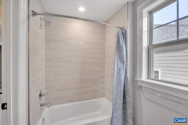 114 RIPARIAN CT, Charlottesville, VA 22911