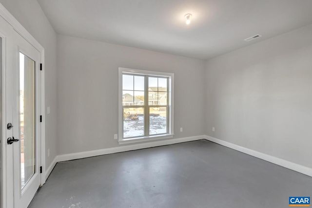 114 RIPARIAN CT, Charlottesville, VA 22911