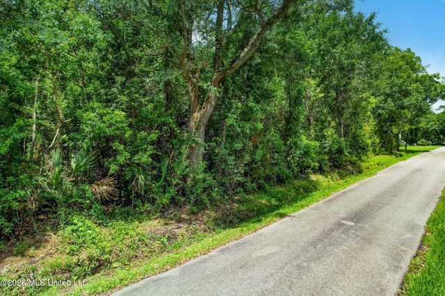 5177 Herron Street, Bay Saint Louis, MS 39520