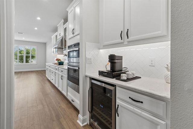 6870 TALAMORE DRIVE, Wesley Chapel, FL 33545