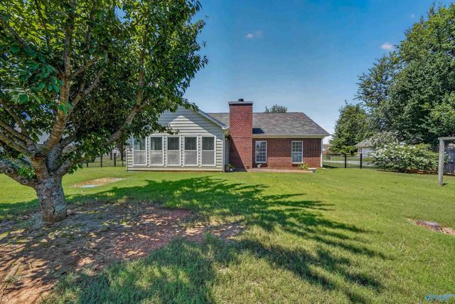 115 Cool Creek Road, Hazel Green, AL 35750