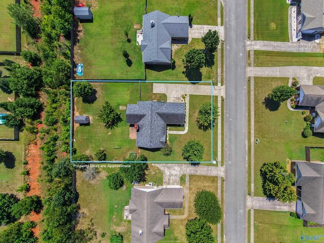 115 Cool Creek Road, Hazel Green, AL 35750